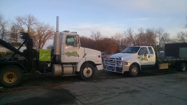 Steele Auto Body & Lube Center, LLC (24hr Towing)