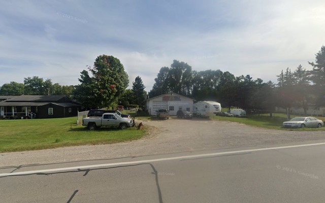 Mills Body Shop And Towing