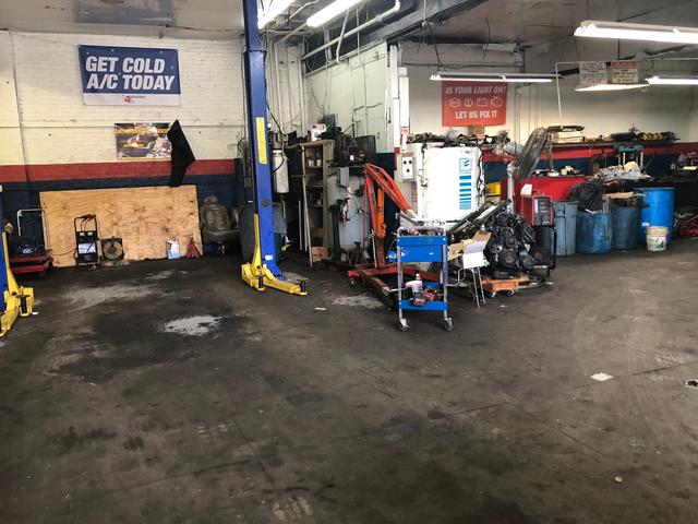 Dilson Auto Repair, Newark, New Jersey