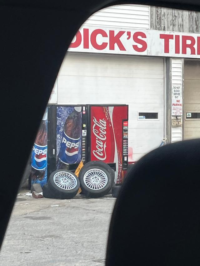 Dick's Tire Barn, Charlton, Massachusetts