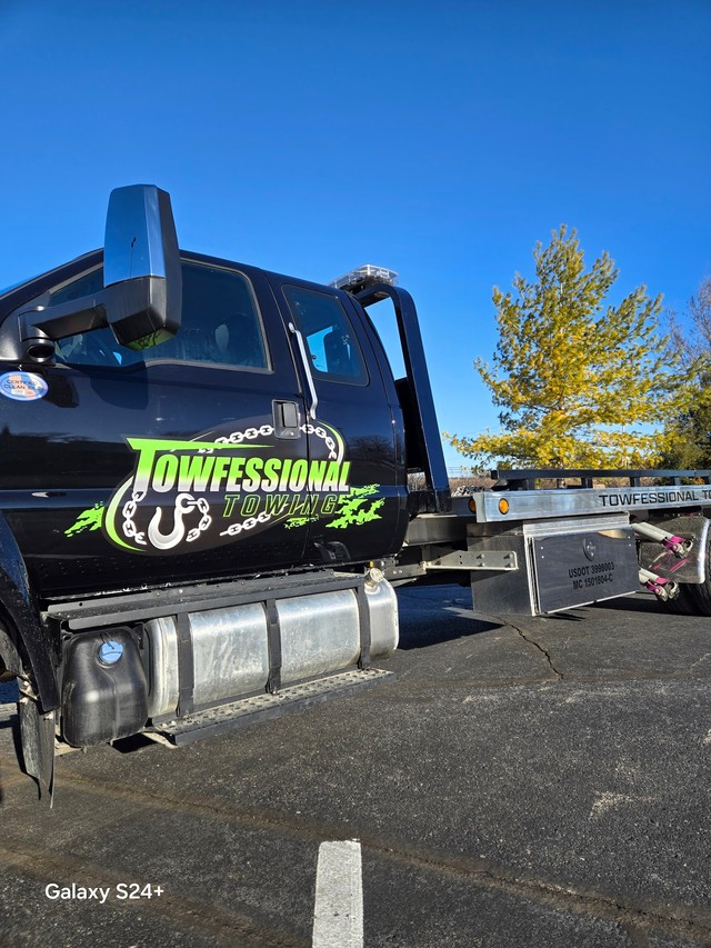 Towfessional Towing LLC