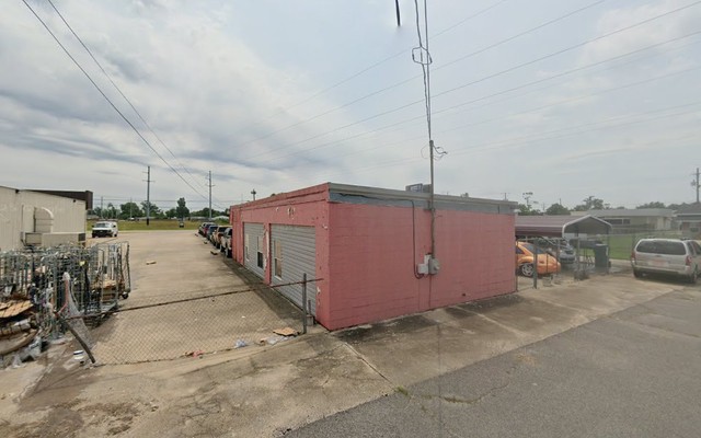 Westlake Auto Sales LLC
