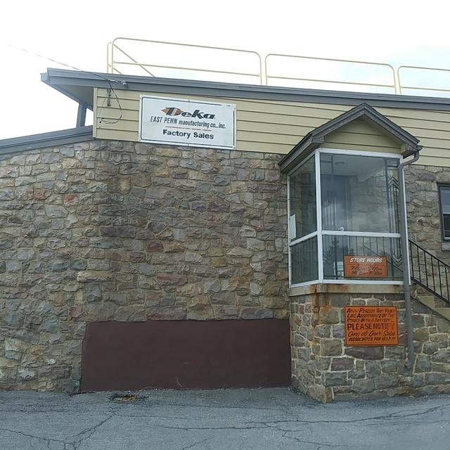 Deka Factory Store, Lyonstown, Pennsylvania