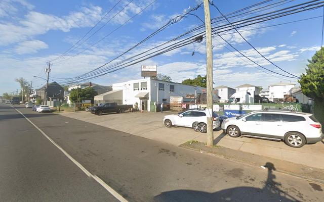 Trans American Truck Parts, Elizabeth, New Jersey