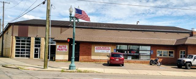 Car Parts Warehouse, Canton, Ohio