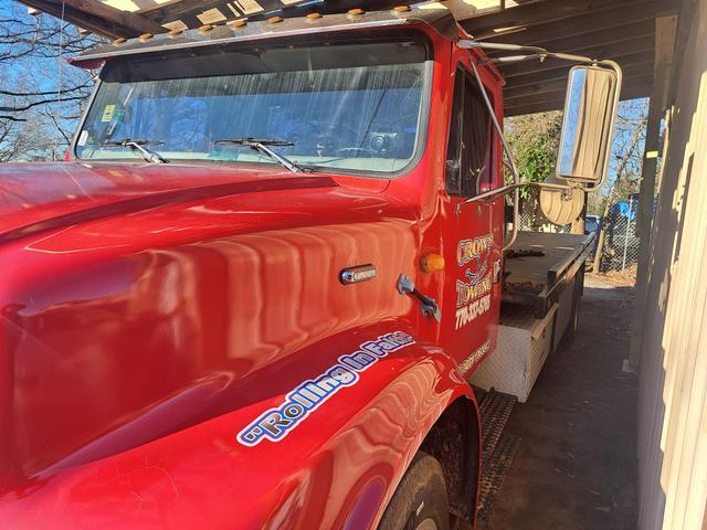 CROWN TOWING SERVICE LLC