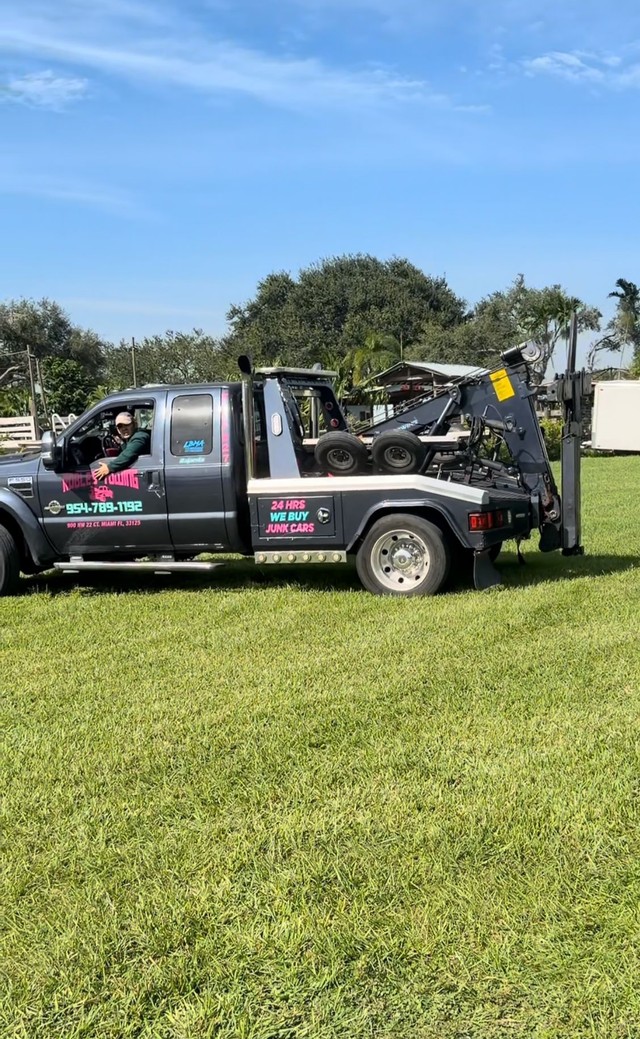 ROBLES TOWING - servicio de grua 24/7