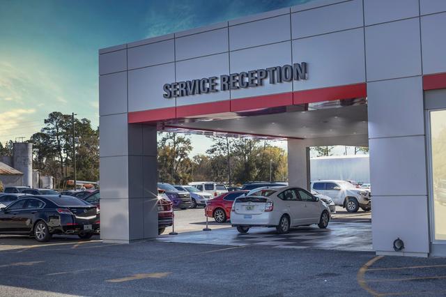 Lake City Toyota Service & Parts, Little Lake City, Florida