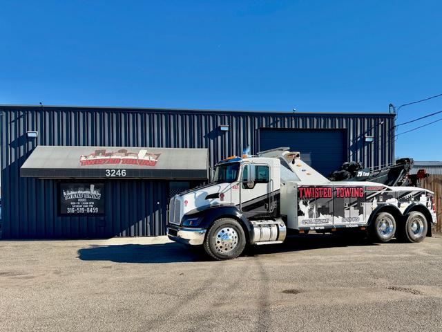 Twisted Towing, Wichita, Kansas