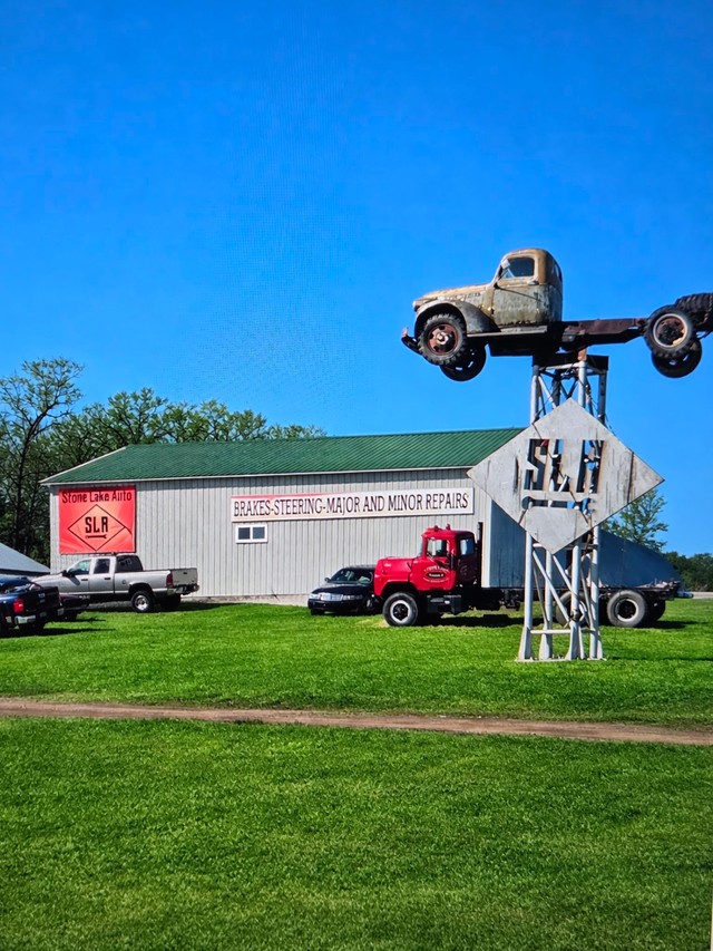 Stone Lake Auto