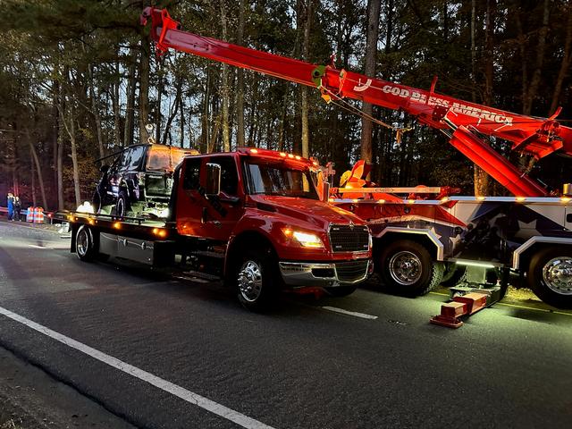 THOMAS TOWING AND HEAVY-DUTY RECOVERY, Richmond Heights, Virginia