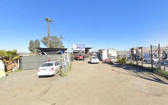 A Atlas Auto Recycling 2