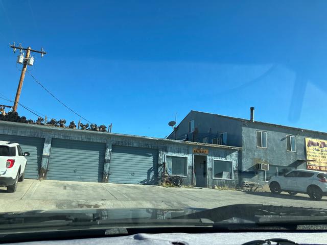 High dessert auto salvage