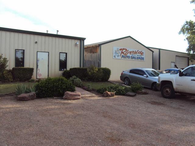 Riverside Auto & Truck Salvage, Oklahoma City, Oklahoma