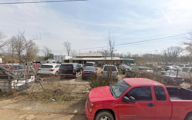 A & AM Auto Sales & Salvage, Unionville, Tennessee