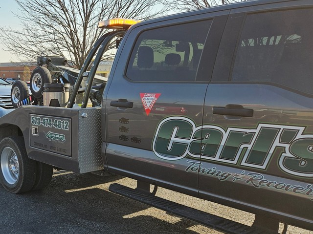 Carl's Towing & Recovery