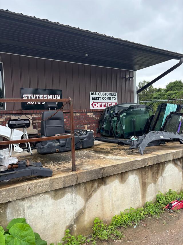 Stutesmun Auto Salvage