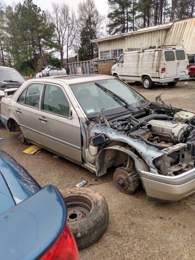 Nine's Auto Parts