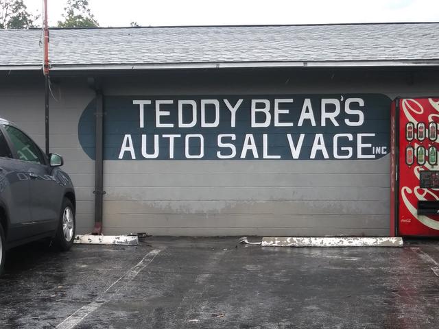 Teddy Bear’s Auto Parts & Salvage Inc., Holiday Manor, Florida