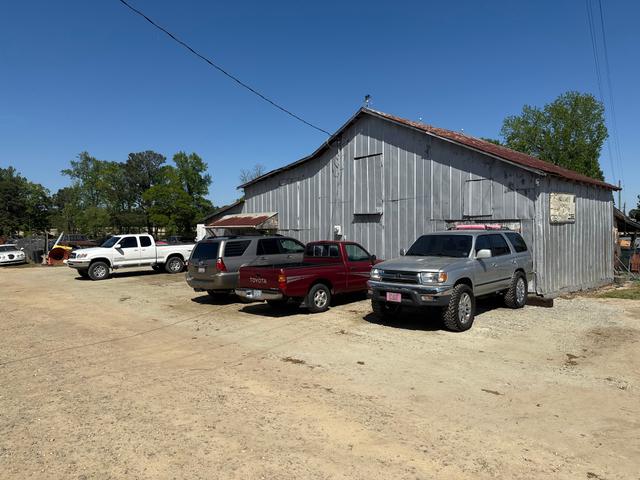 Holland's Automotive & Salvage