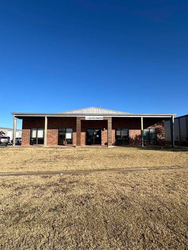 XL Parts, Edmond, Oklahoma