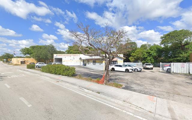Save-On Auto Parts, Pompano Beach, Florida