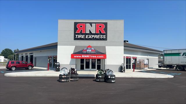 RNR Tire Express, Battle Creek, Michigan