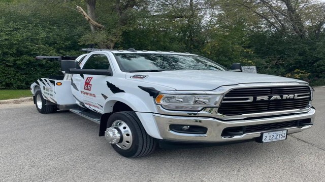 D & R Towing