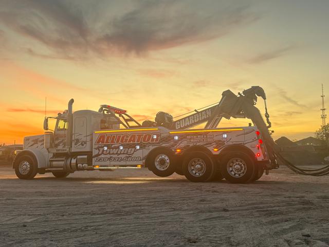 Alligator Towing & Recovery, Fort Myers, Florida