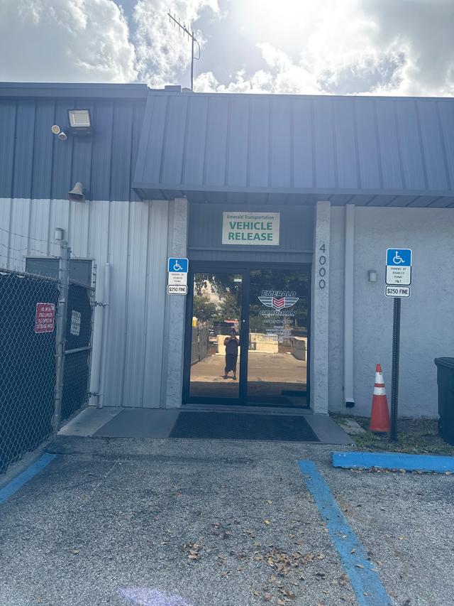 Emerald Towing, Pompano Beach, Florida