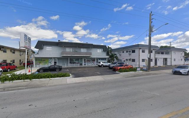 Linper 1 Discount Auto Parts, Hialeah, Florida