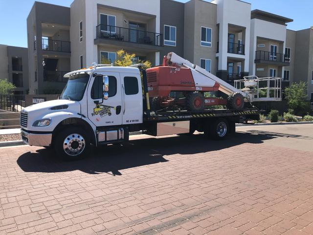 Professional Towing & Recovery LLC, Gilbert, Arizona