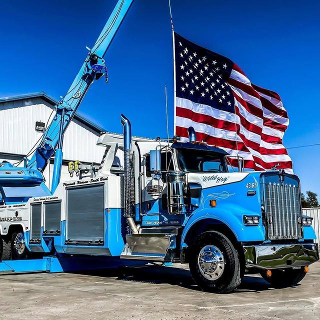 Reichert & Knepp 24 hour Heavy Towing & Road Service South Bend Indiana, South Bend, Indiana