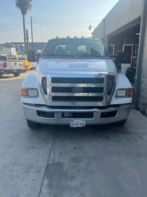 John's Towing & Transfer, Santa Ana, California