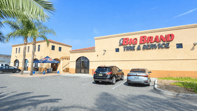 Big Brand Tire & Service, Camarillo, California