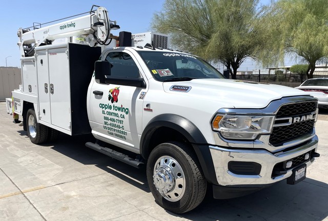 Apple Towing Co. (El Centro)