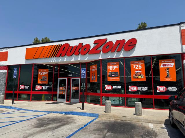 AutoZone Auto Parts, East Hemet, California