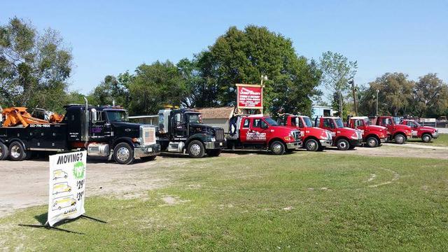 Johnny Bigger's Towing & Recovery, Spring Hill, Florida