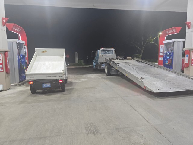 Mike's Garage & Wrecker Service