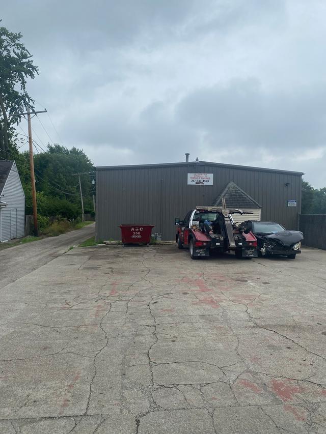 Smith's Towing & Recovery LLC
