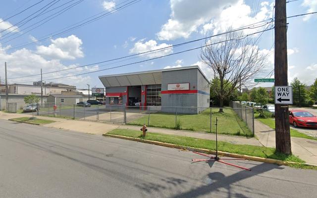 Leo's Towing & Recovery, Louisville, Kentucky