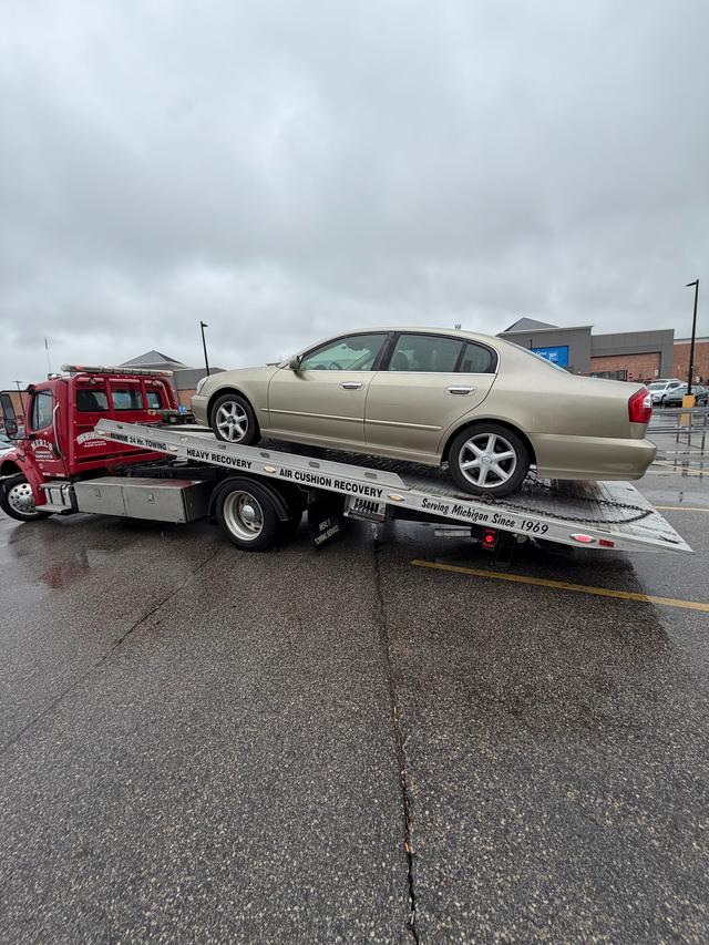 Grand Rapids Towing, East Grand Rapids, Michigan