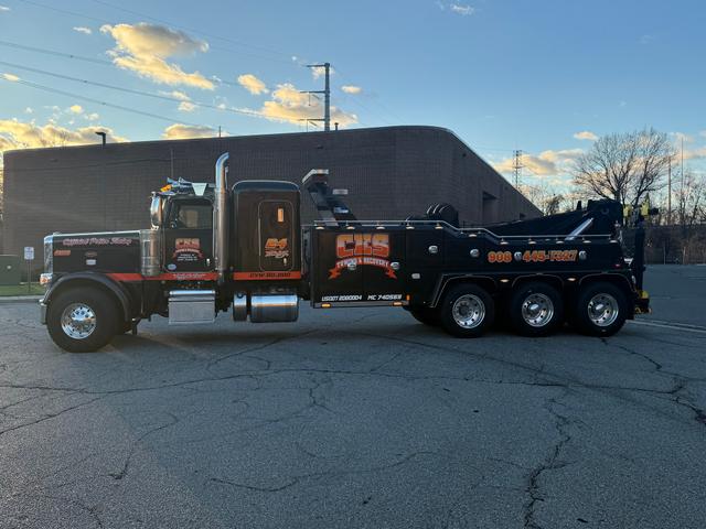 C.E.S. Towing & Recovery, Roselle, New Jersey