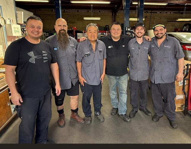 Charlie's Automotive