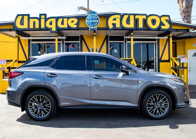 Unique Autos