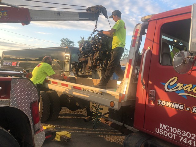 Craig's Towing 24/7 towing