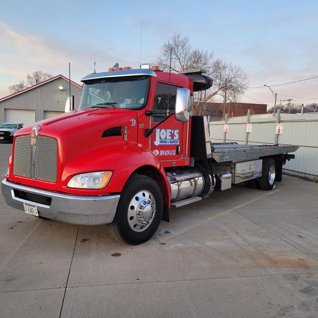 Joe's Towing & Recovery, Bloomington, Illinois