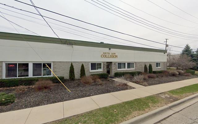 South Lyon Collision Inc