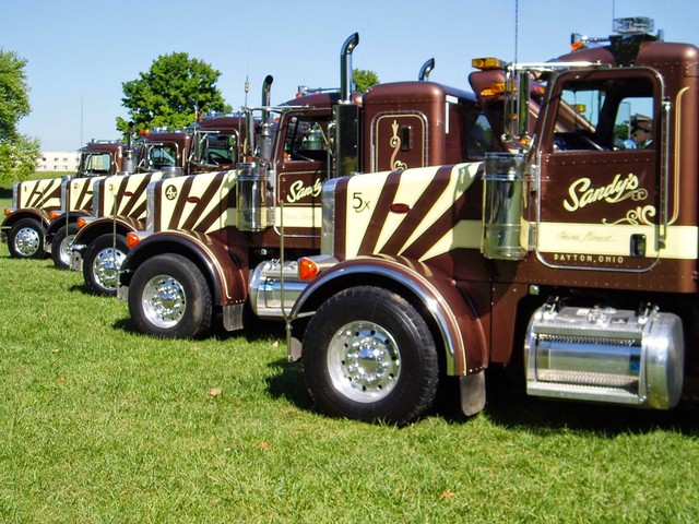 Sandy's Towing