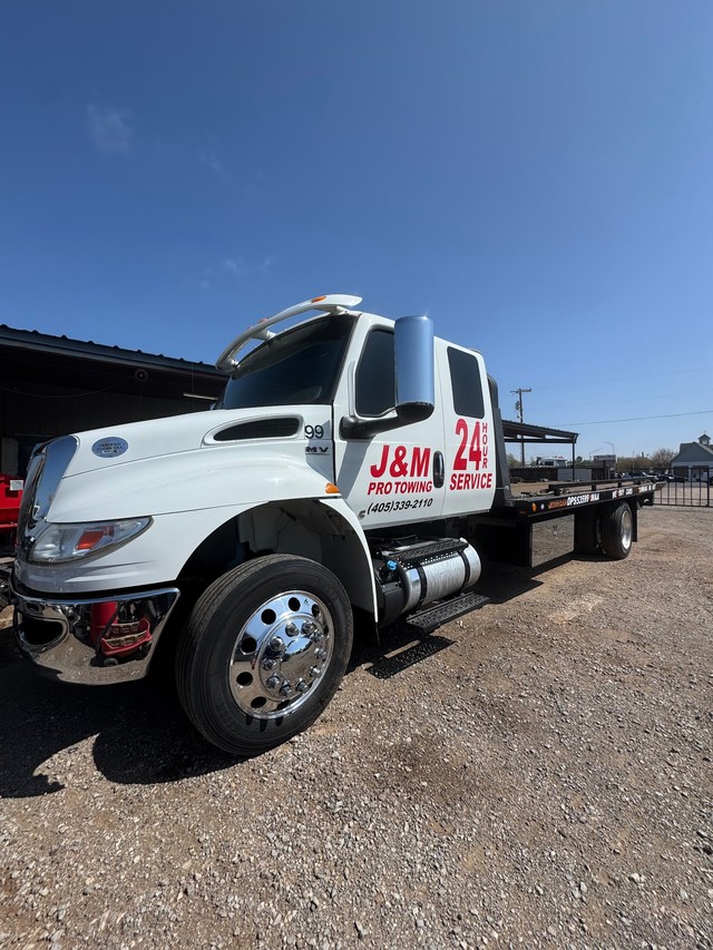 J&M PRO TOWING